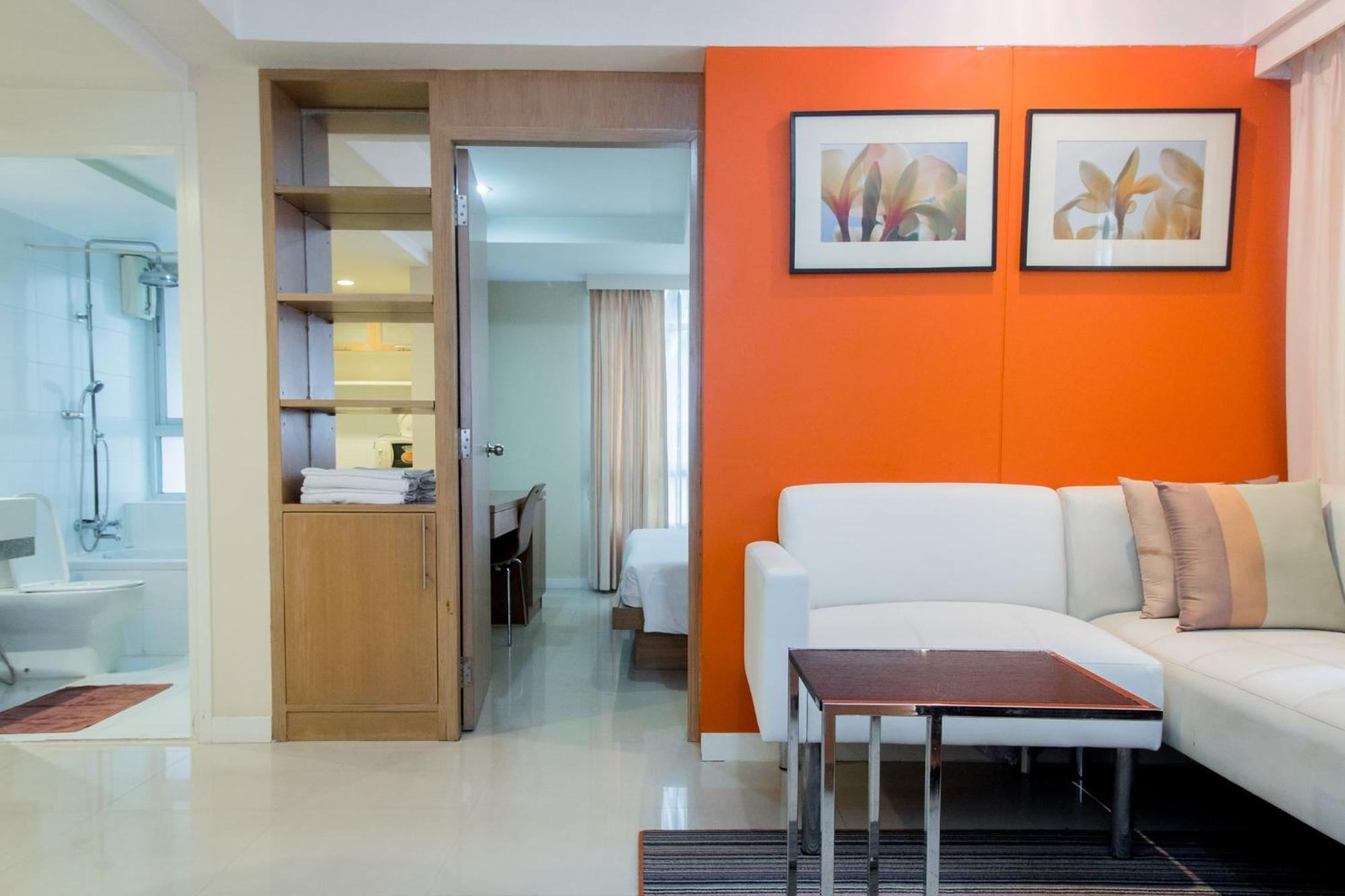 One-Bedroom Apartment G